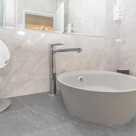 Le Pompidou Apartment Metz